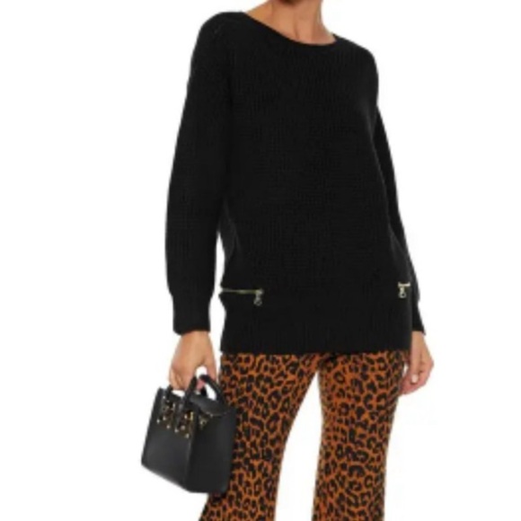 Alice and Olivia Classics Lettie Zip-Hem Pullover - Picture 2 of 11